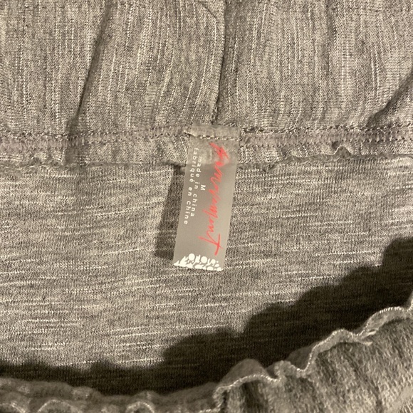 🌸Sold🌸 Free People Movement Surfside Joggers🌸 - Picture 8 of 9